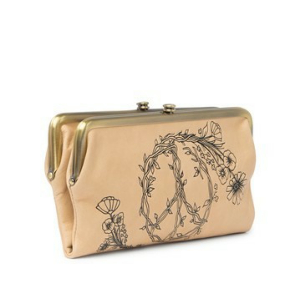 💥SOLD ON MERCARI💥Hobo Lauren Leather Clutch - Picture 4 of 5